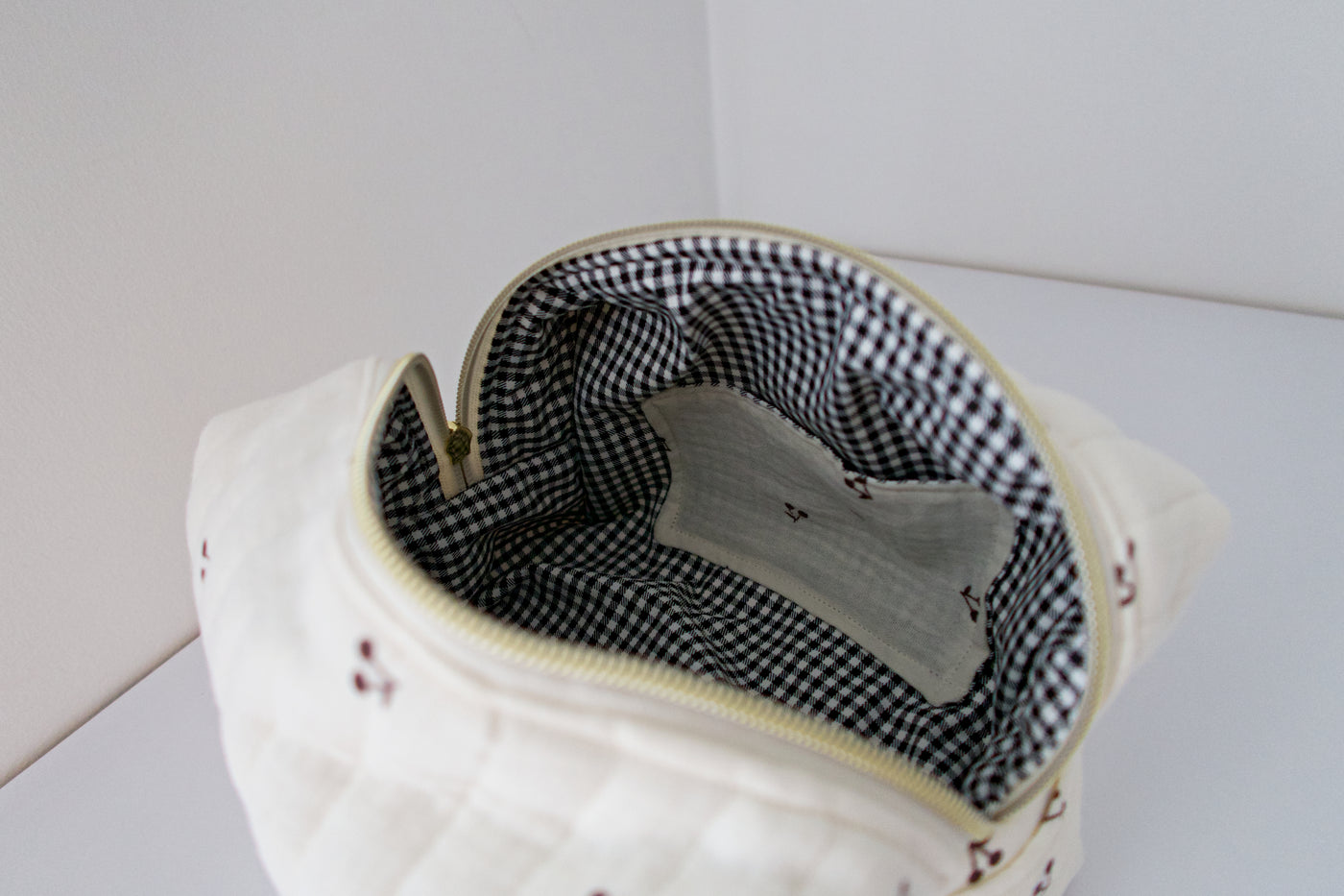 Black Cherry Carry All Bag
