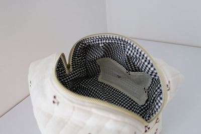 Black Cherry Carry All Bag