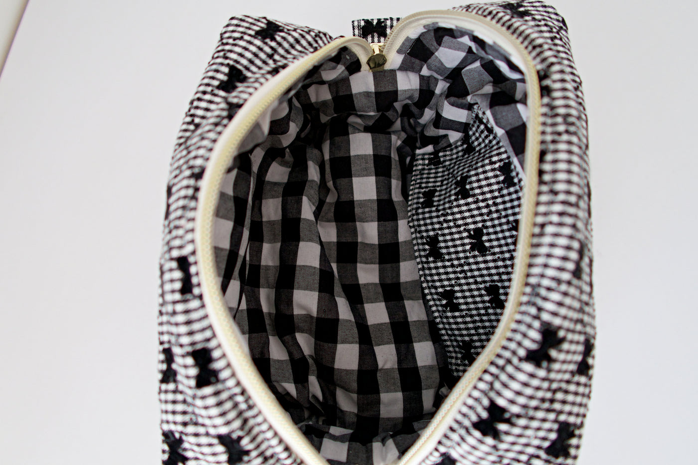 Black Bow Carry All Bag