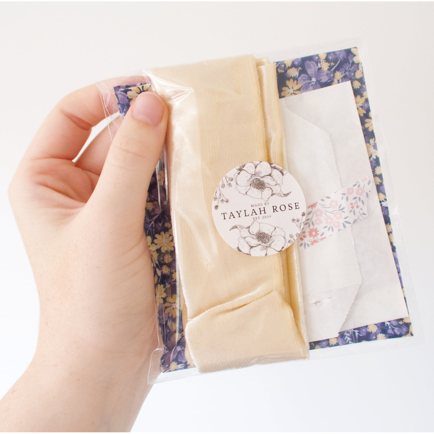 DIY scrunchie kits! Makes two scrunchies
