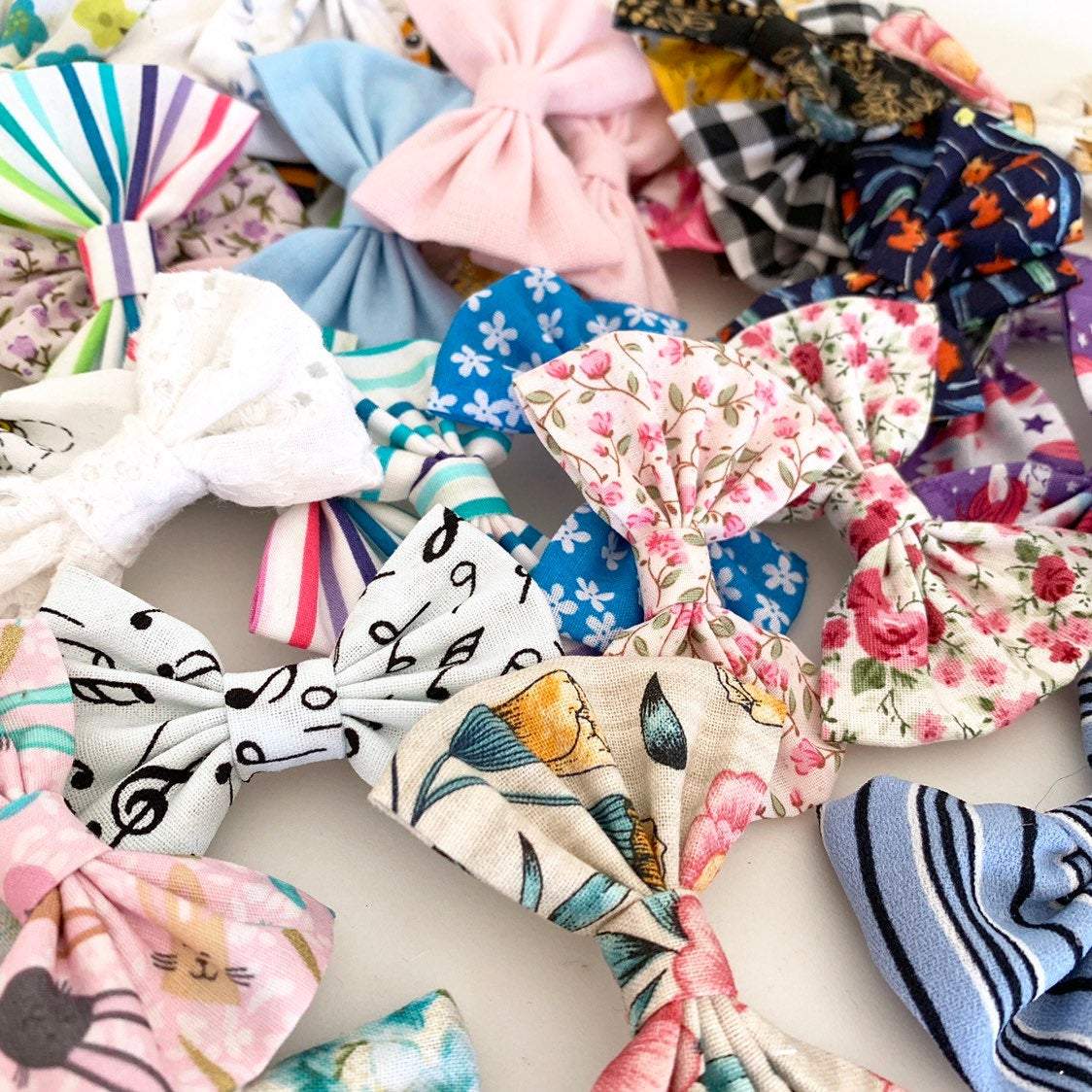 MINI Patterned Bows - Madebytaylahrose